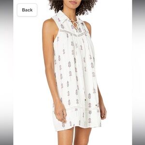 Moon River Women's Lace Trim‎ Printed Dress, White, size small